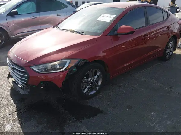 KMHD84LF0HU410671 2017 HYUNDAI ELANTRA - Image 2
