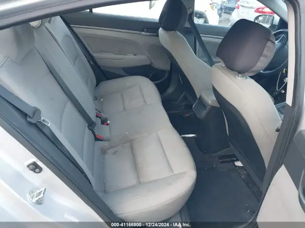 KMHD84LF0HU427146 2017 HYUNDAI ELANTRA - Image 8