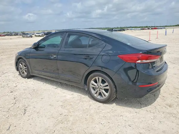 KMHD84LF0HU428331 2017 HYUNDAI ELANTRA - Image 2