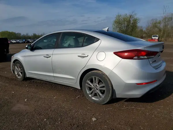 KMHD84LF0HU429527 2017 HYUNDAI ELANTRA - Image 2