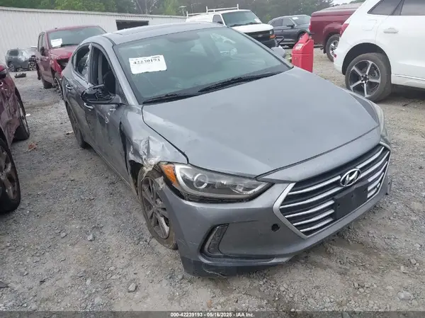 KMHD84LF0JU443336 2018 HYUNDAI ELANTRA - Image 1