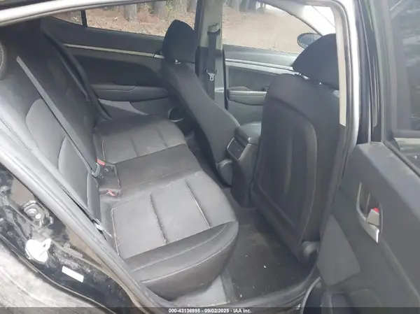 KMHD84LF0JU445507 2018 HYUNDAI ELANTRA - Image 8