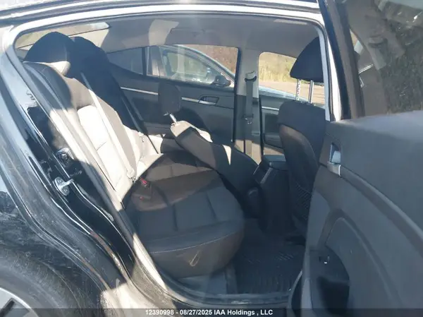 KMHD84LF0JU468155 2018 HYUNDAI ELANTRA - Image 8