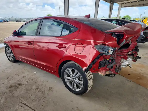 KMHD84LF0JU470021 2018 HYUNDAI ELANTRA - Image 2