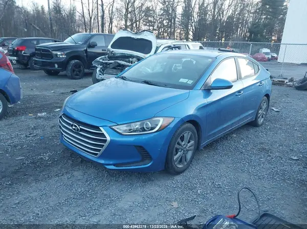 KMHD84LF0JU472190 2018 HYUNDAI ELANTRA - Image 2