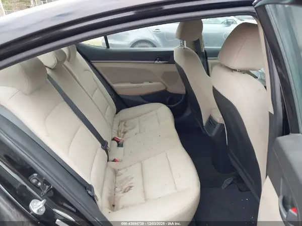 KMHD84LF0JU475316 2018 HYUNDAI ELANTRA - Image 8