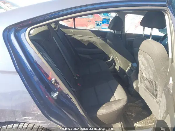 KMHD84LF0JU480161 2018 HYUNDAI ELANTRA - Image 8