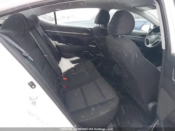 KMHD84LF0JU495386 2018 HYUNDAI ELANTRA - Image 8