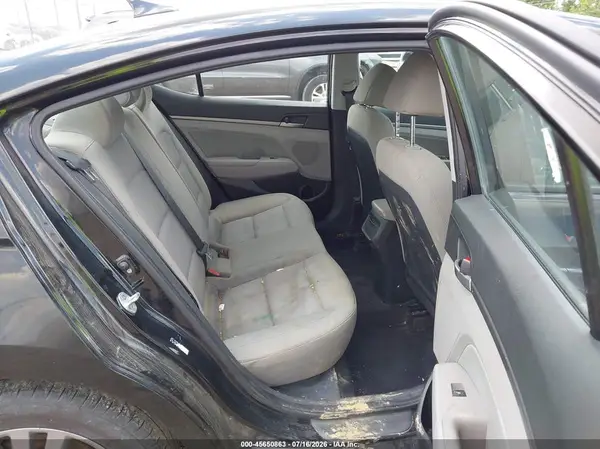 KMHD84LF0JU503079 2018 HYUNDAI ELANTRA - Image 8