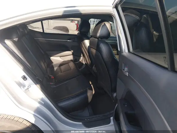 KMHD84LF0JU504328 2018 HYUNDAI ELANTRA - Image 8