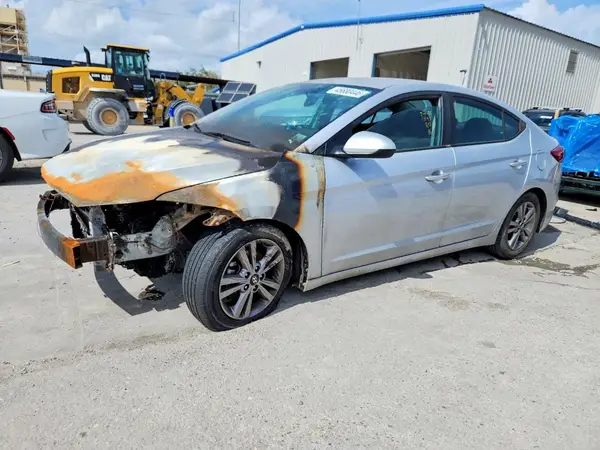 KMHD84LF0JU512543 2018 HYUNDAI ELANTRA - Image 1