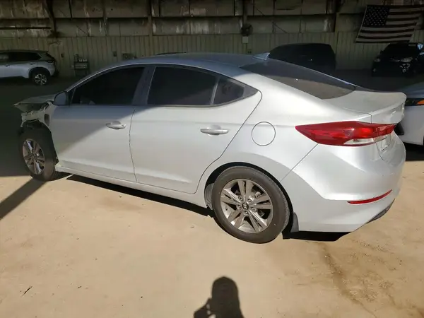 KMHD84LF0JU513420 2018 HYUNDAI ELANTRA - Image 2