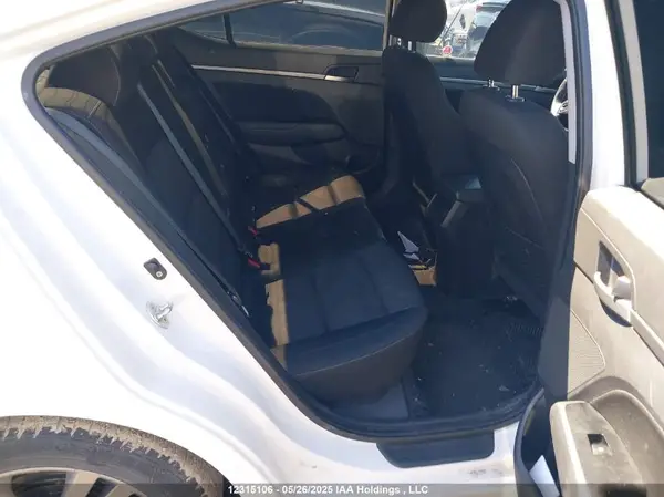 KMHD84LF0JU517497 2018 HYUNDAI ELANTRA - Image 8