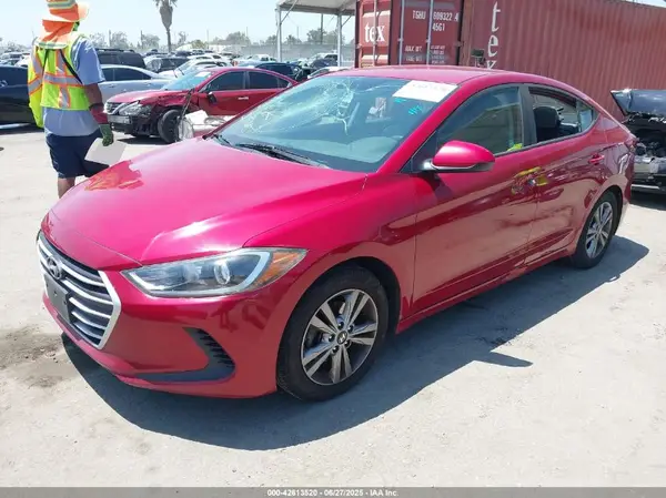 KMHD84LF0JU547132 2018 HYUNDAI ELANTRA - Image 2