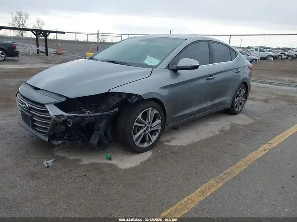 KMHD84LF0JU547681 2018 HYUNDAI ELANTRA - Image 2