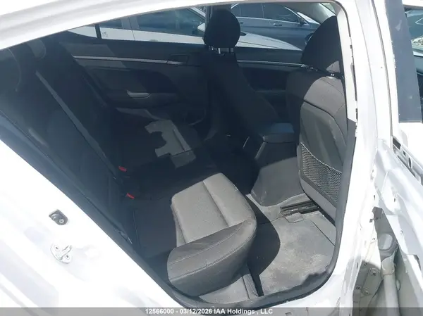 KMHD84LF0JU551892 2018 HYUNDAI ELANTRA - Image 8