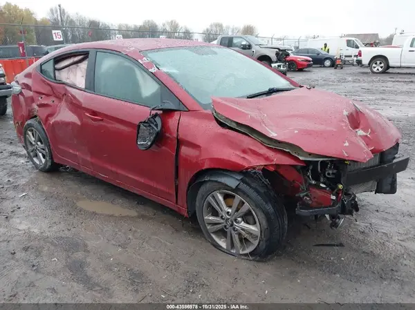 KMHD84LF0JU574511 2018 HYUNDAI ELANTRA - Image 1
