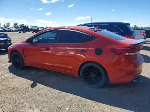 KMHD84LF0JU579773 2018 HYUNDAI ELANTRA - Image 2
