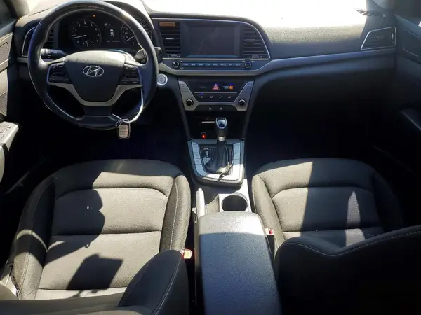 KMHD84LF0JU579773 2018 HYUNDAI ELANTRA - Image 8