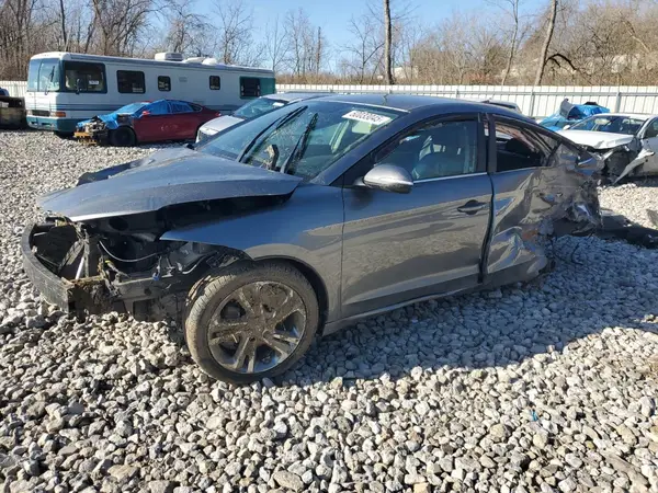 KMHD84LF0JU581359 2018 HYUNDAI ELANTRA - Image 1