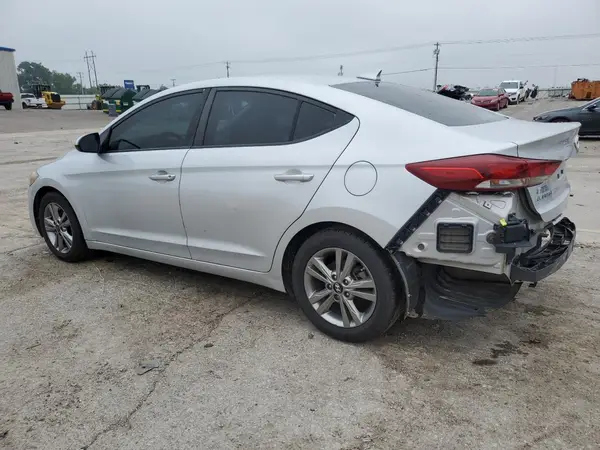 KMHD84LF0JU586092 2018 HYUNDAI ELANTRA - Image 2