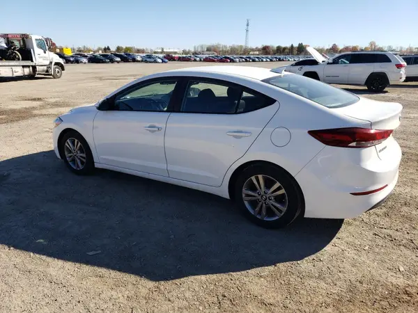 KMHD84LF0JU592653 2018 HYUNDAI ELANTRA - Image 2