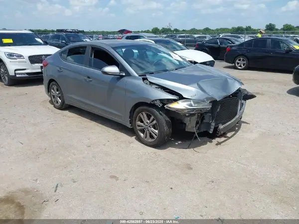 KMHD84LF0JU599747 2018 HYUNDAI ELANTRA - Image 1
