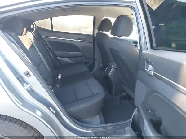 KMHD84LF0JU609919 2018 HYUNDAI ELANTRA - Image 8