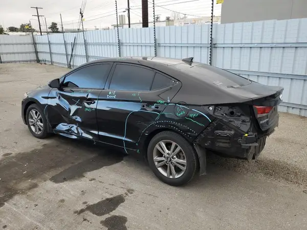KMHD84LF0JU612786 2018 HYUNDAI ELANTRA - Image 2