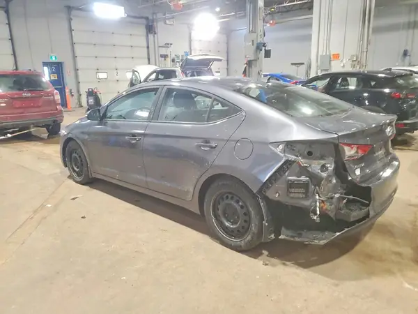 KMHD84LF0JU649174 2018 HYUNDAI ELANTRA - Image 2
