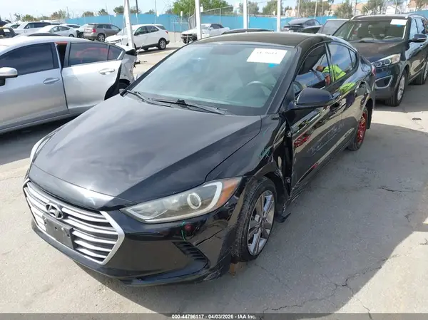 KMHD84LF0JU664905 2018 HYUNDAI ELANTRA - Image 2