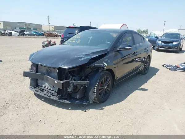 KMHD84LF0JU668761 2018 HYUNDAI ELANTRA - Image 2