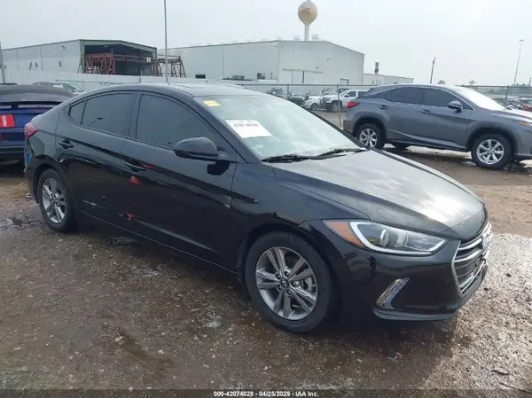 KMHD84LF0JU678013 2018 HYUNDAI ELANTRA - Image 1