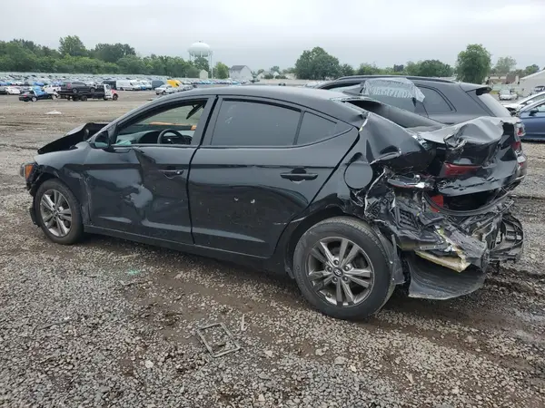 KMHD84LF0JU702861 2018 HYUNDAI ELANTRA - Image 2