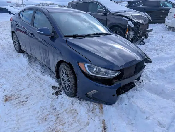 KMHD84LF0JU705081 2018 HYUNDAI ELANTRA - Image 1