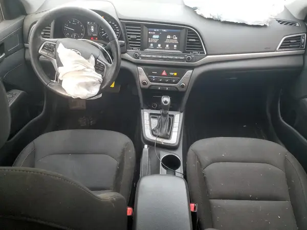 KMHD84LF0JU715318 2018 HYUNDAI ELANTRA - Image 8