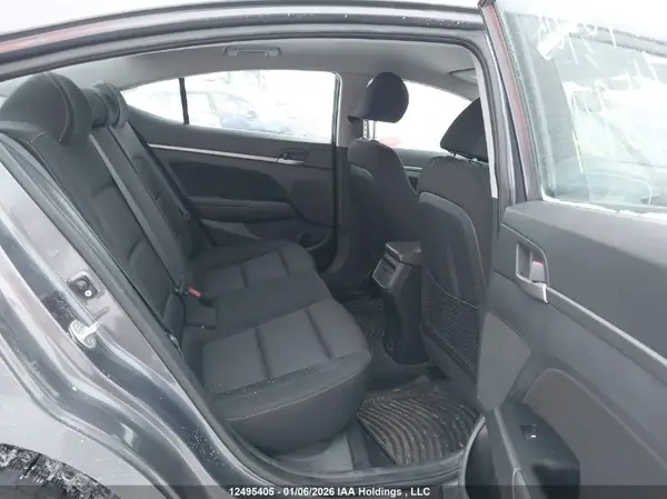 KMHD84LF0JU715934 2018 HYUNDAI ELANTRA - Image 8