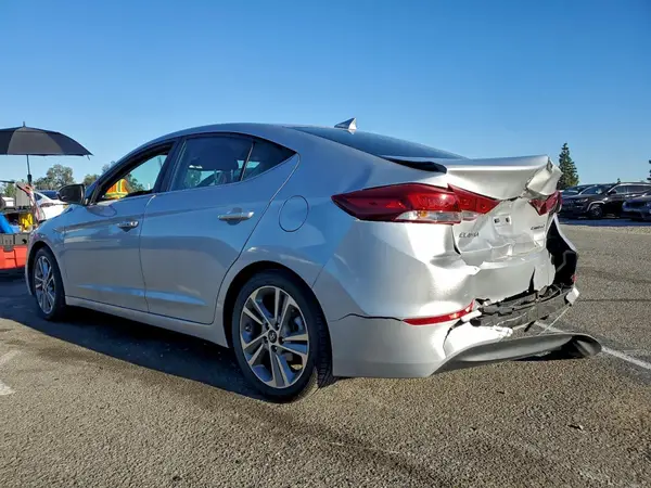 KMHD84LF0JU722320 2018 HYUNDAI ELANTRA - Image 2