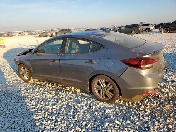 KMHD84LF0KU736817 2019 HYUNDAI ELANTRA - Image 2