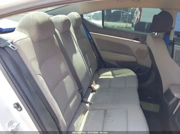 KMHD84LF0KU746604 2019 HYUNDAI ELANTRA - Image 8