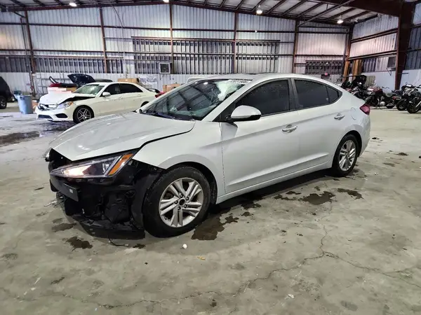 KMHD84LF0KU759062 2019 HYUNDAI ELANTRA - Image 1