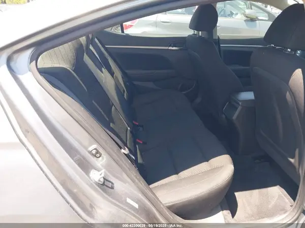 KMHD84LF0KU761622 2019 HYUNDAI ELANTRA - Image 8