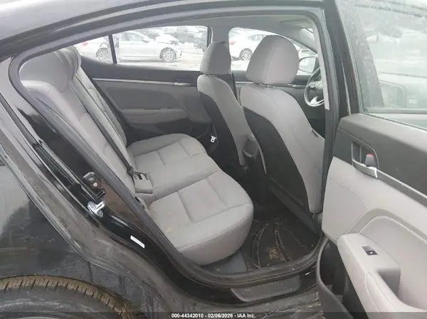 KMHD84LF0KU768117 2019 HYUNDAI ELANTRA - Image 8