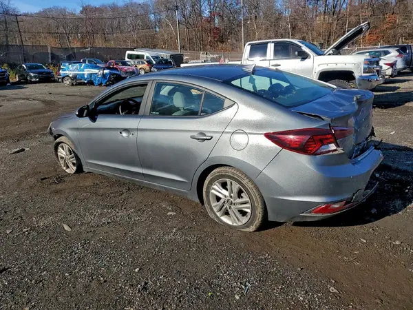 KMHD84LF0KU784656 2022 HYUNDAI ELANTRA - Image 2