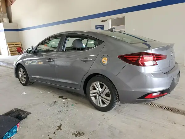 KMHD84LF0KU803920 2019 HYUNDAI ELANTRA - Image 2