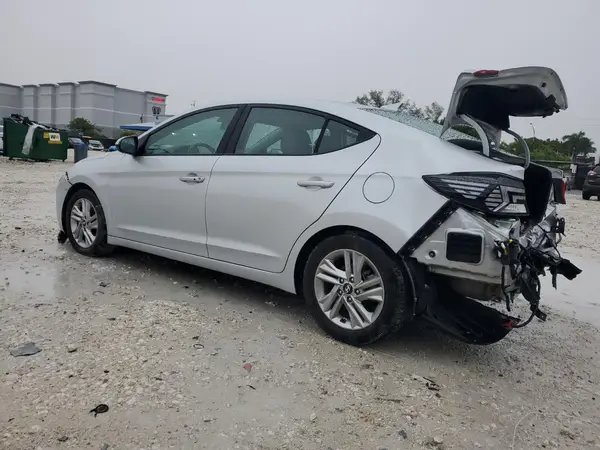 KMHD84LF0KU806638 2019 HYUNDAI ELANTRA - Image 2