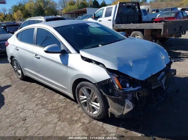 KMHD84LF0KU808079 2019 HYUNDAI ELANTRA - Image 1