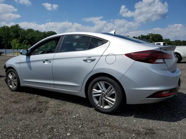 KMHD84LF0KU810107 2019 HYUNDAI ELANTRA - Image 2