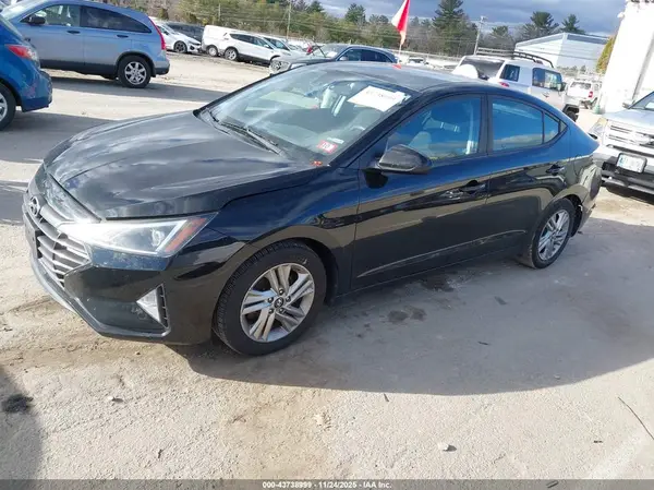 KMHD84LF0KU816411 2019 HYUNDAI ELANTRA - Image 2
