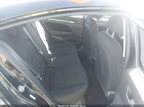 KMHD84LF0KU843978 2019 HYUNDAI ELANTRA - Image 8